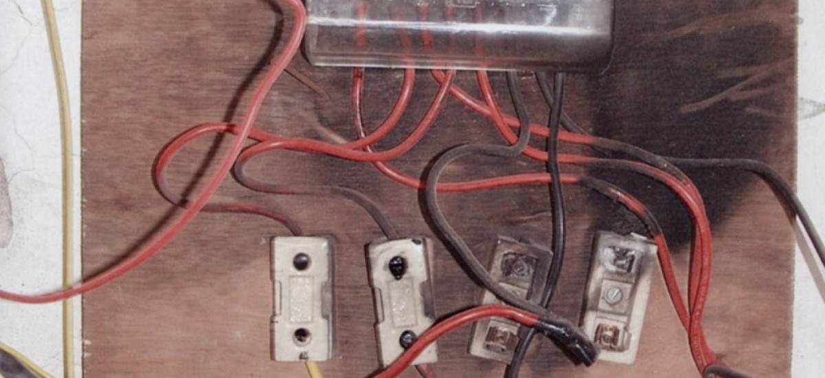 i-am-electrician-iqbal-town-ups-geazer-instant-geazer-small-0